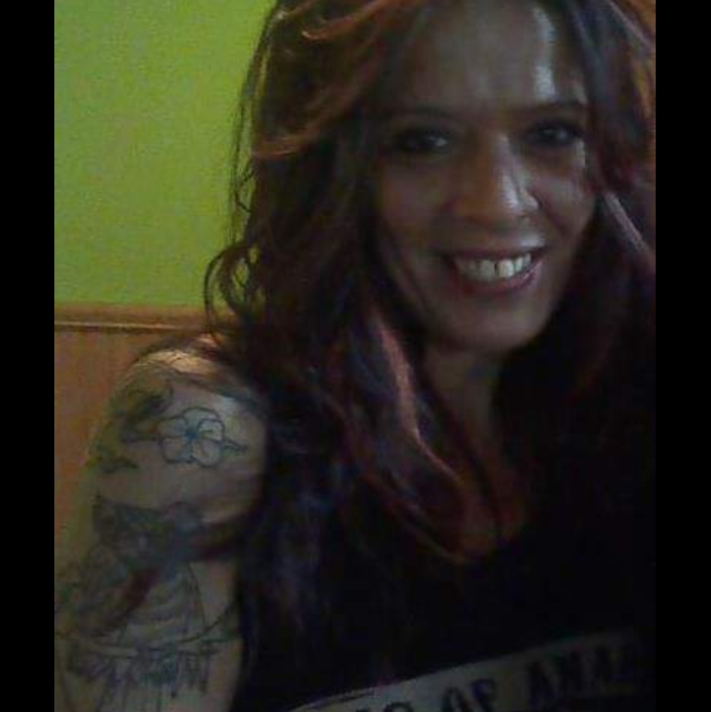 Hello I’m Rhonda won’t you be my Next customer - Picture 7 of 16